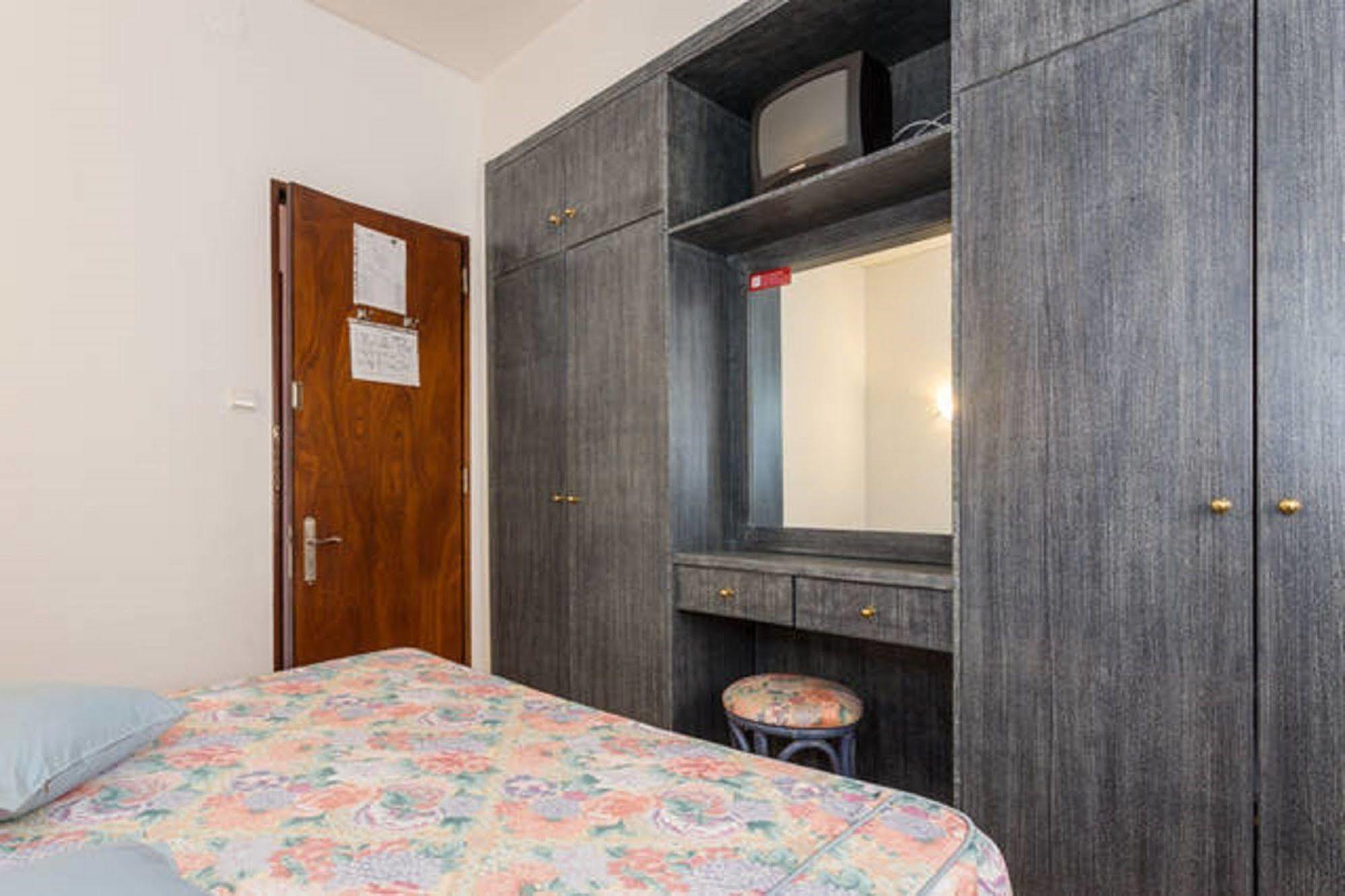 Hotel Residencial Miramar à Quarteira Extérieur photo