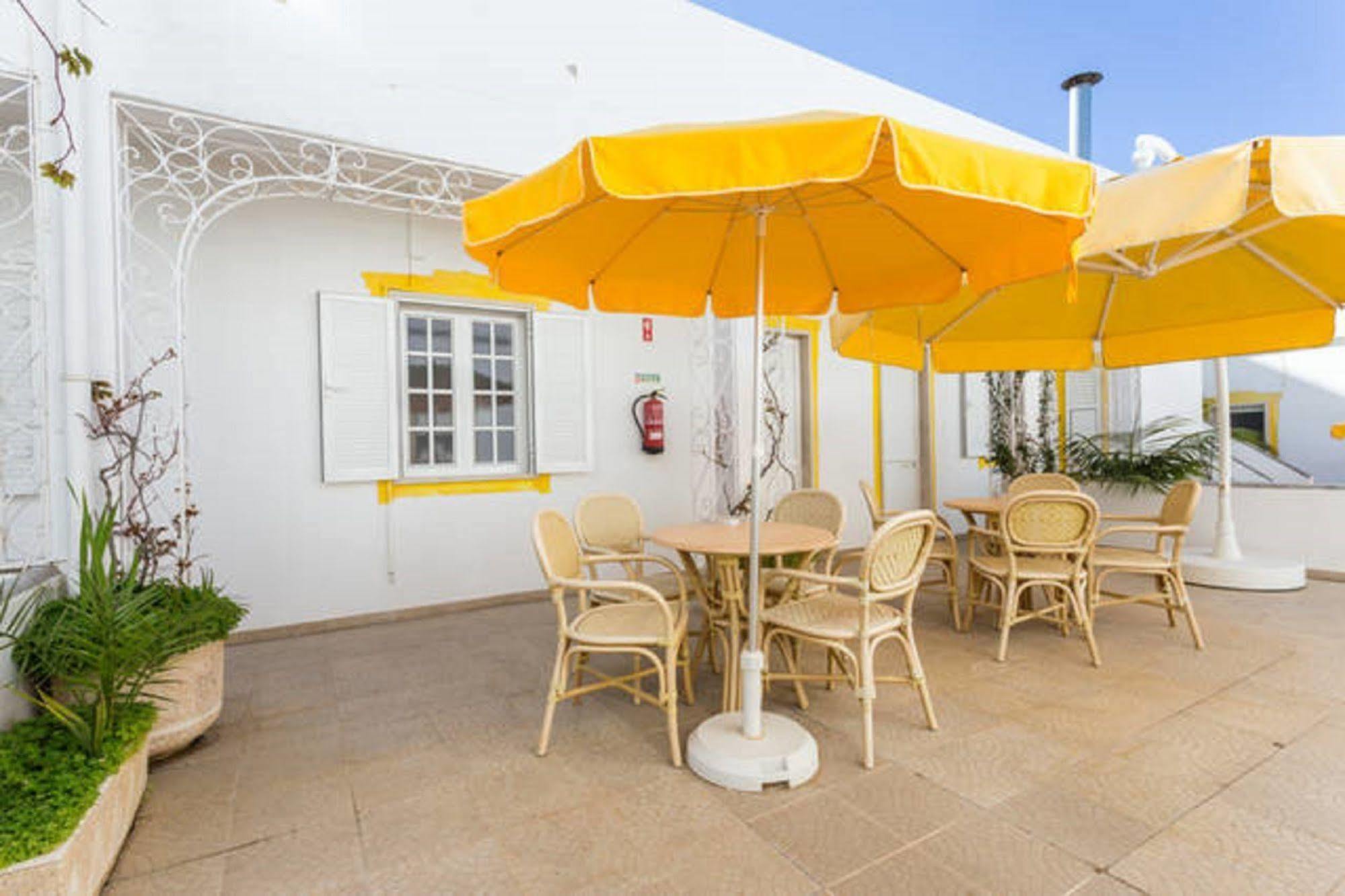 Hotel Residencial Miramar à Quarteira Extérieur photo