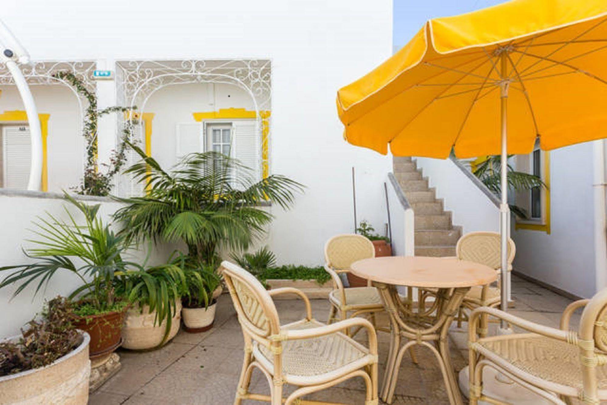 Hotel Residencial Miramar à Quarteira Extérieur photo